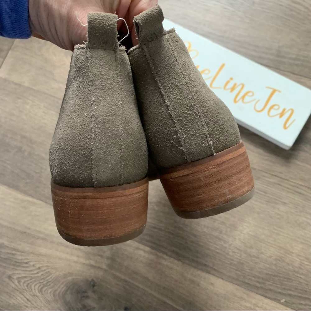 BP Taupe Suede Booties NWOT - Picture 4 of 7